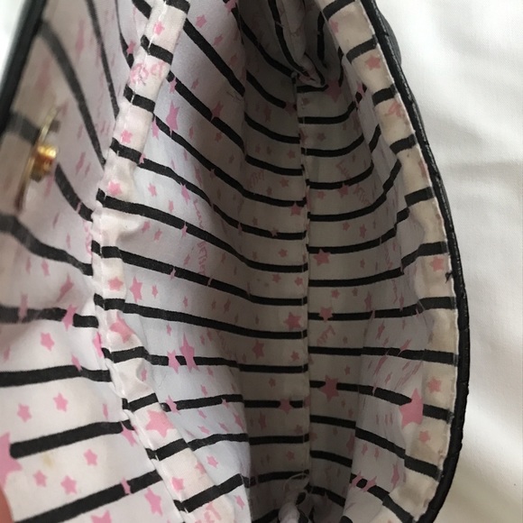 Betsy Johnson black mini crossbody purse - Picture 7 of 7